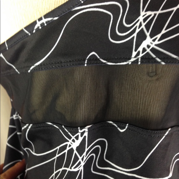 Fabletics workout top - Picture 5 of 5