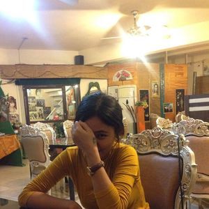 Meet your Posher, Tenzin