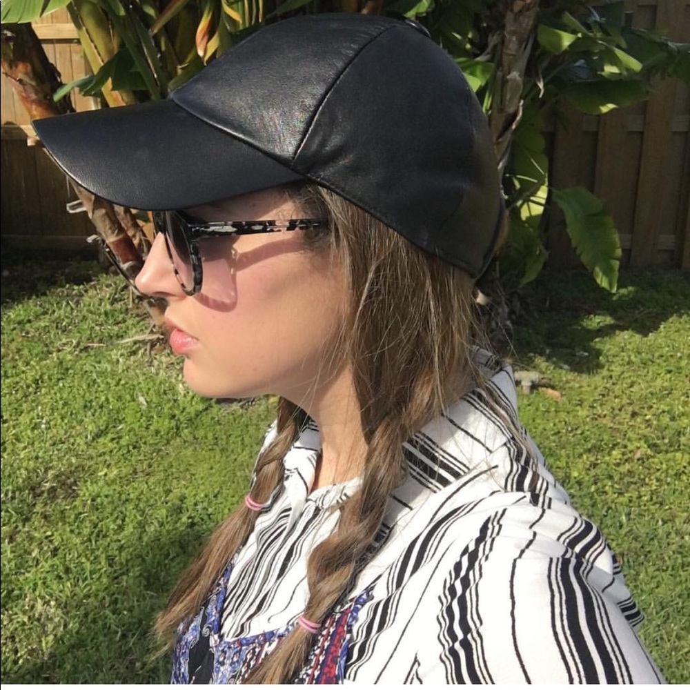 NEW Luxe Lamb Leather Cap hat -Linen Lining