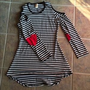 Black & white striped cold shoulder tunic