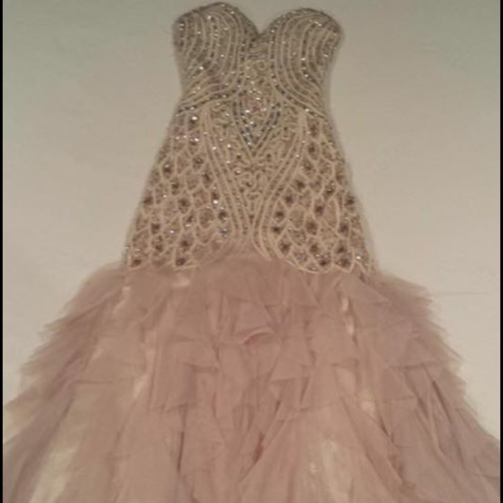 Prom dress - Picture 1 of 1