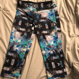 Capri multicolored workout pants