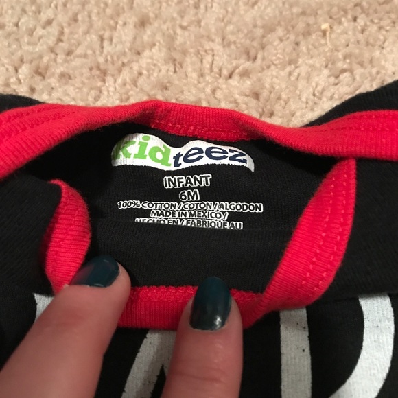 Onsies - Picture 3 of 3