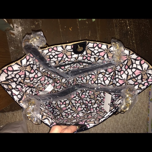 Purse - Picture 2 of 2