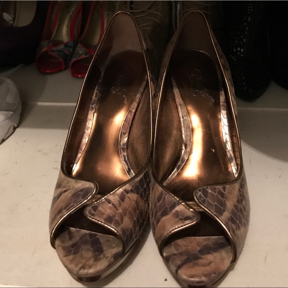 Carlos Santana Heels