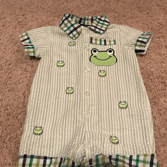 Frog Outfit - Picture 1 of 3