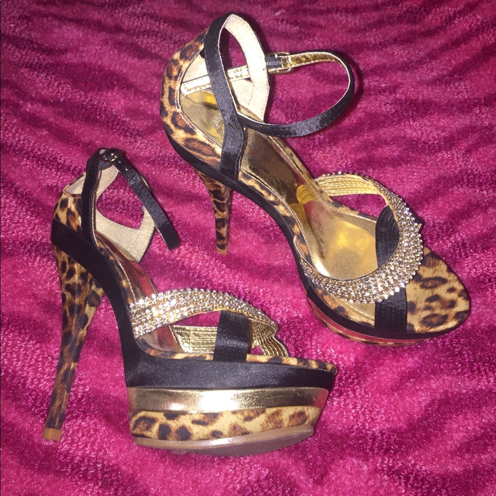 Sexy rhinestone and cheetah heels