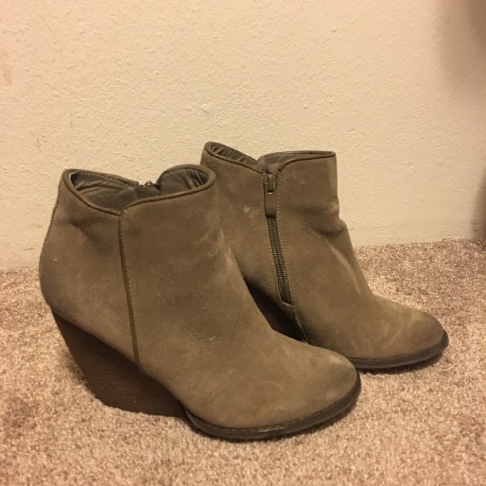 Women's boots