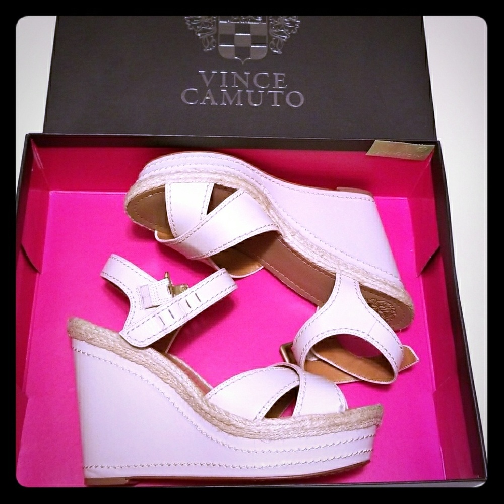 Vince Camuto 8M  Heels, Brand New With Box
