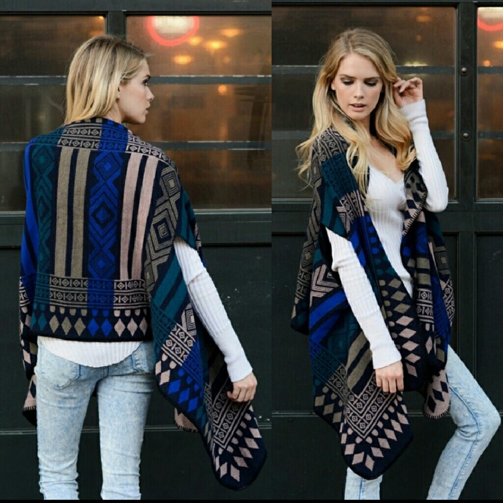 HP* Blue & Tan Poncho Shawls