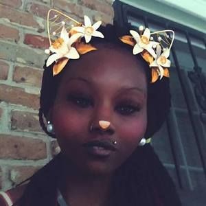 Meet your Posher, Amiya