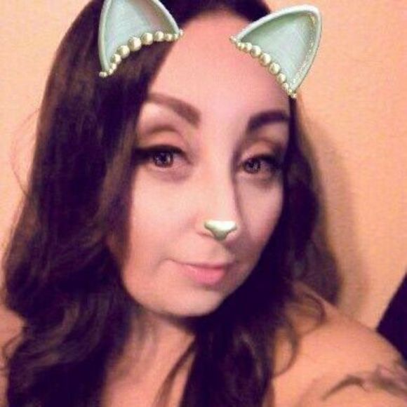 Meet your Posher, Cristal - Picture 1 of 1