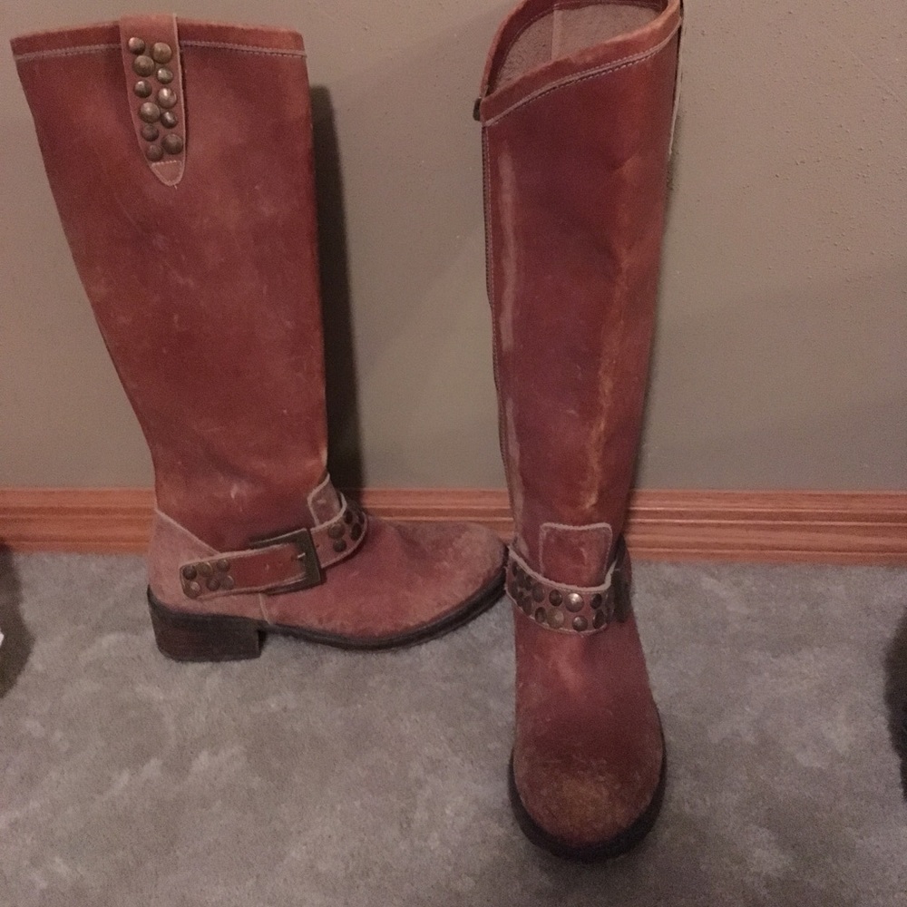 Tan leather rustic boots