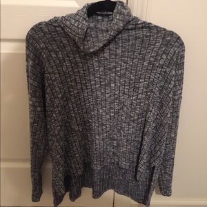 AE grey turtle neck sweater! 🌪🌪