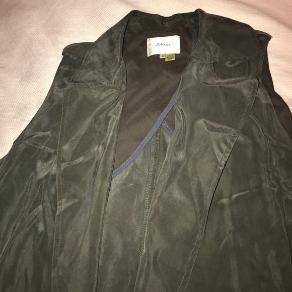 Anthropologie Elevenses Green Sleeveless Shawl - Picture 3 of 6