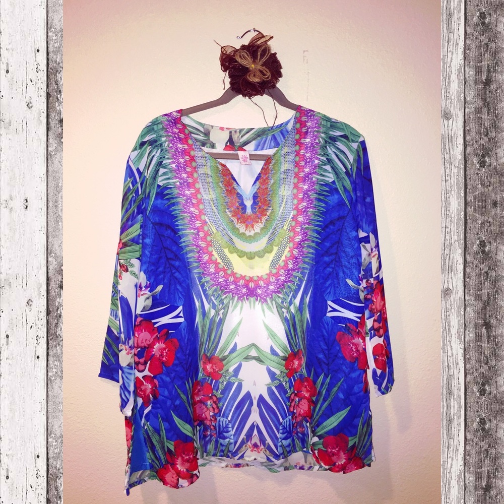 🌺Hawaiian 3/4 Sleeve Top🌺