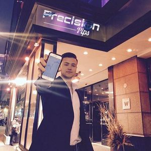 Meet your Posher, Adrian