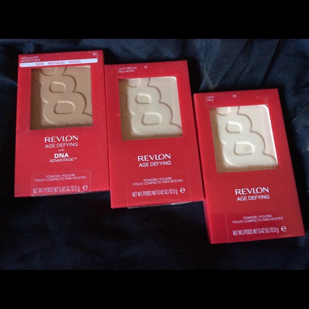 Revlon Age Defying Powder