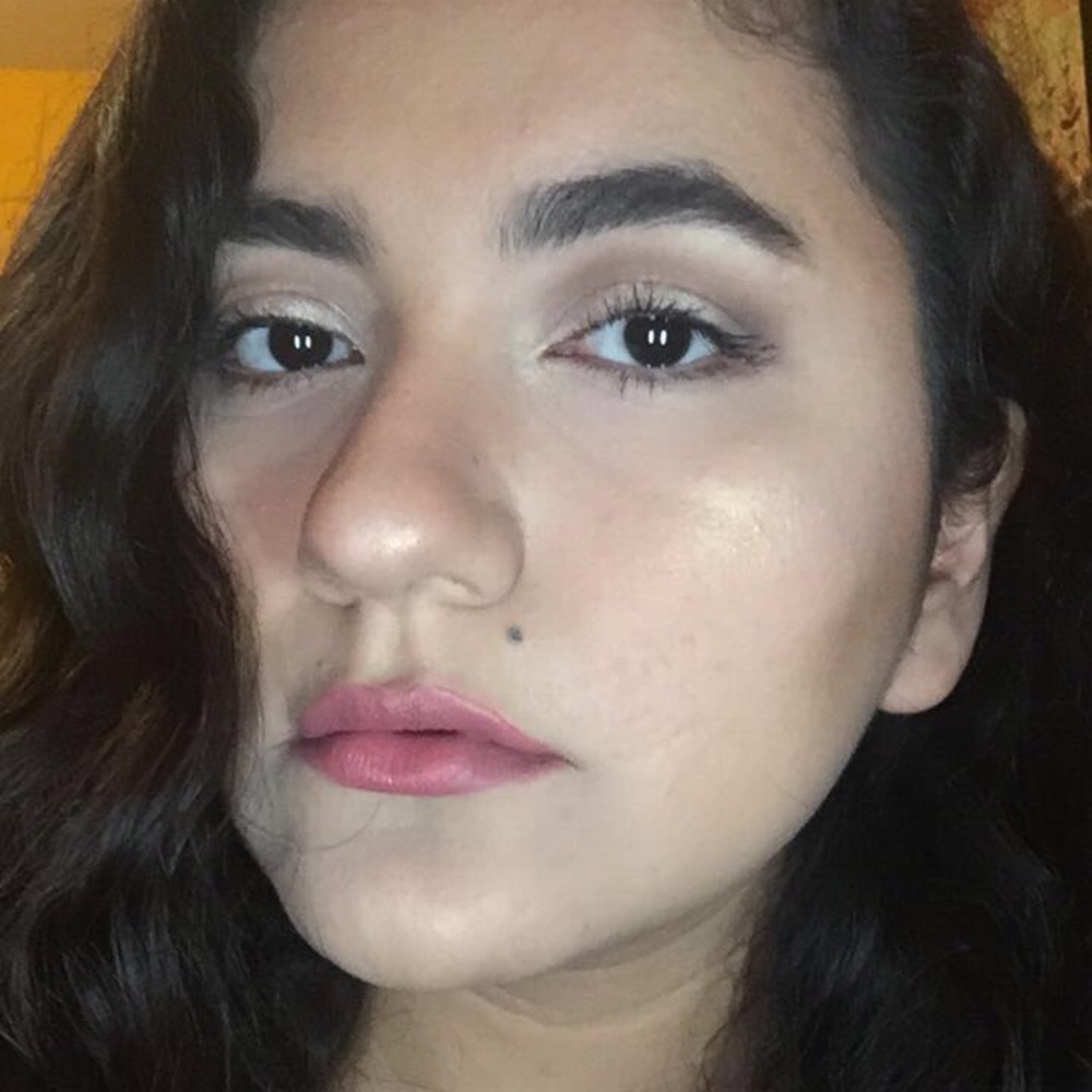 Meet your Posher, Mayra