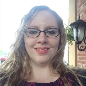 Meet your Posher, Tina