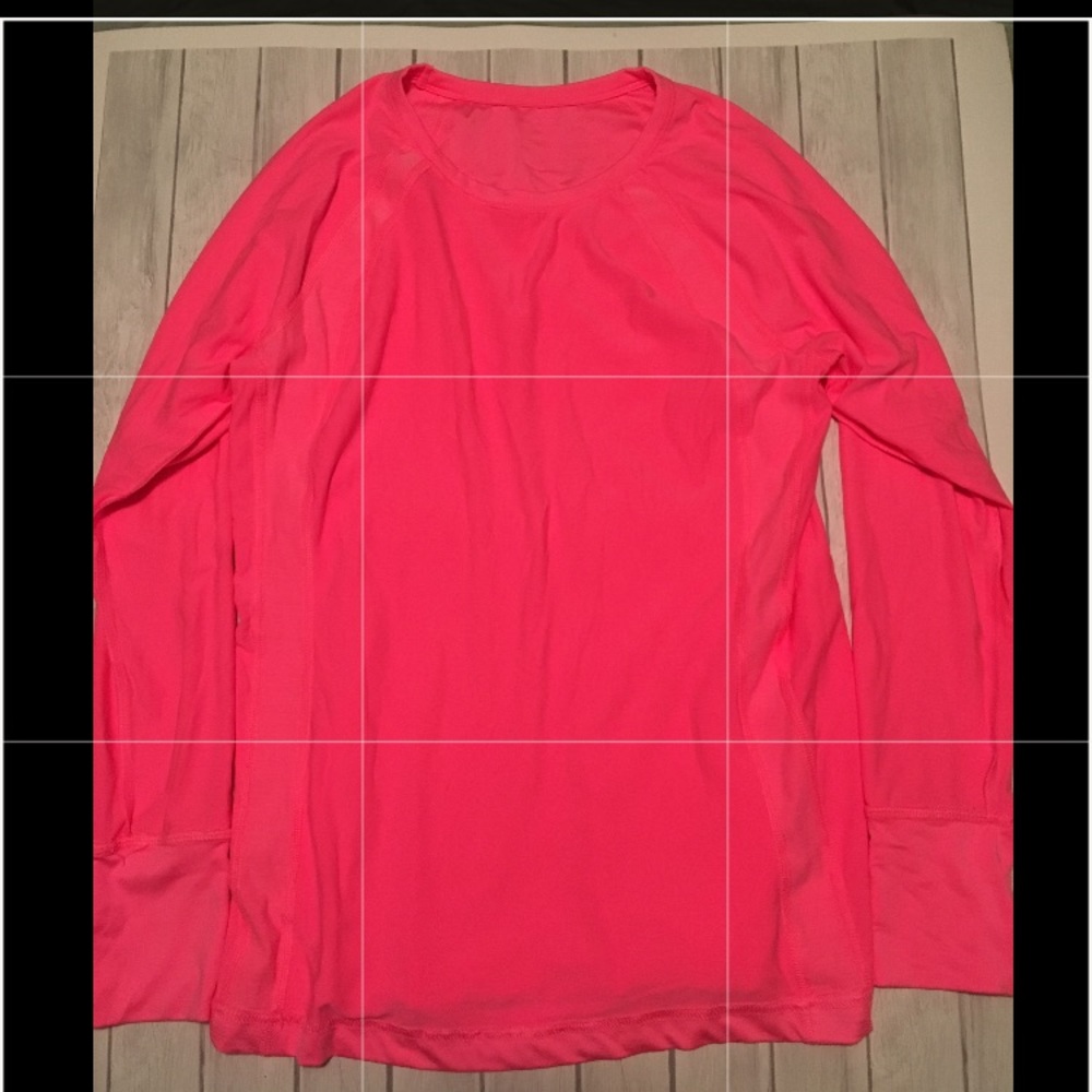 Long sleeve athletic shirt