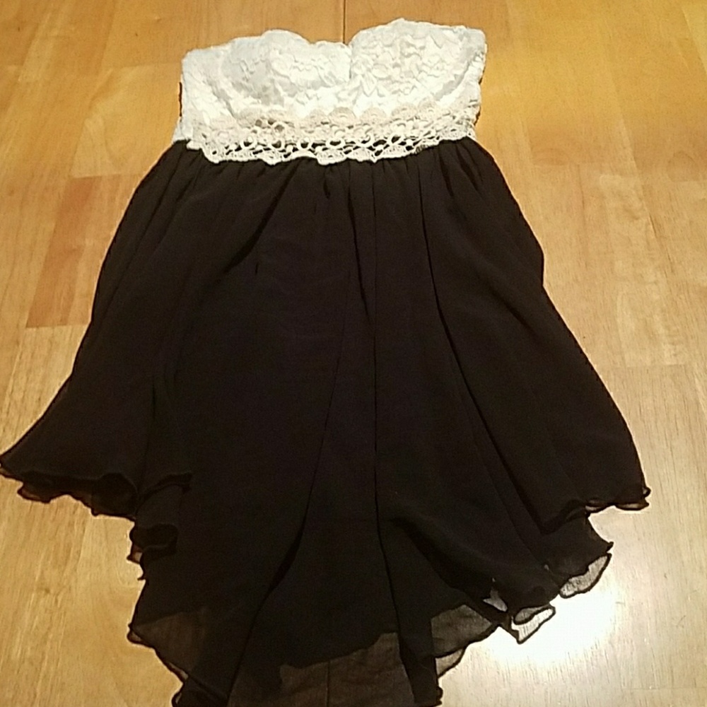 Crochet strapless dress