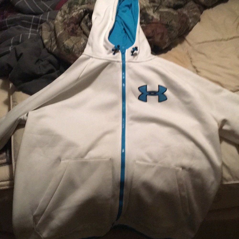 UNDER ARMOUR STORM JACKET