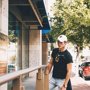 Meet your Posher, Christian