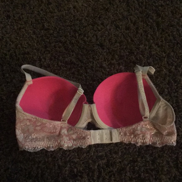 Victoria secrets lacy bra 34C - Picture 2 of 4
