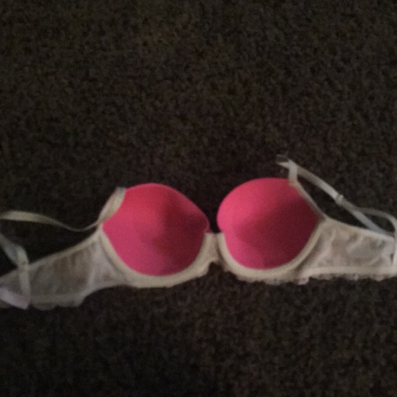 Victoria secrets lacy bra 34C - Picture 3 of 4