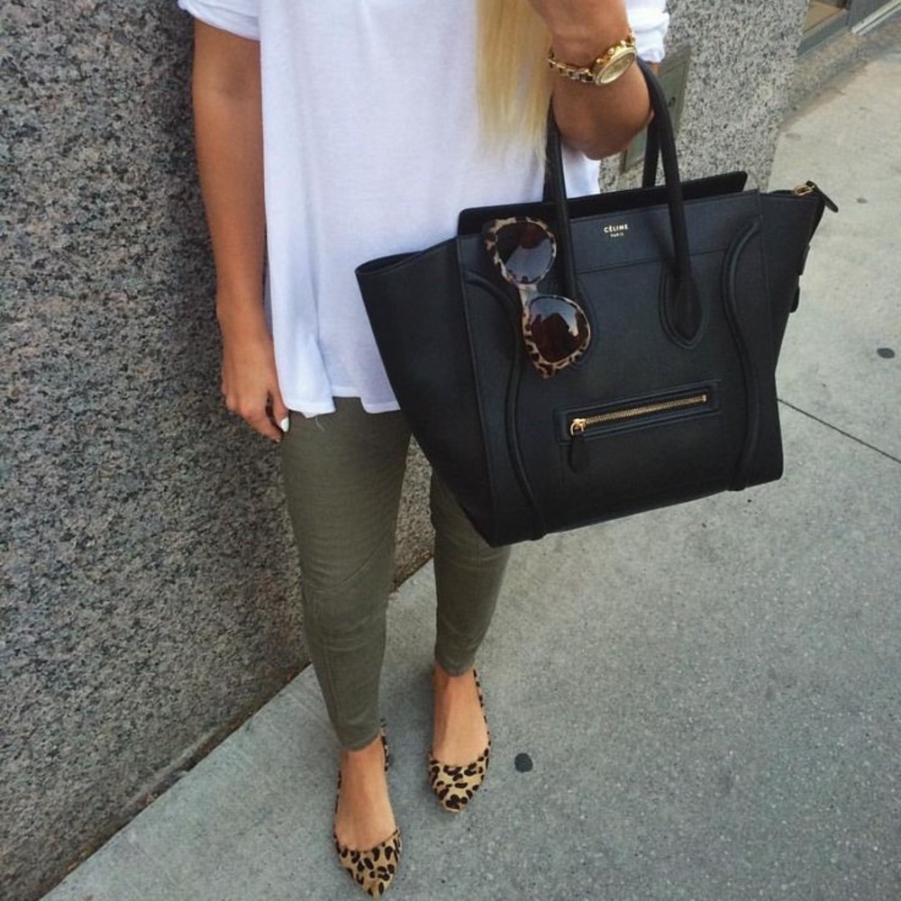 Pointed cheetah flats