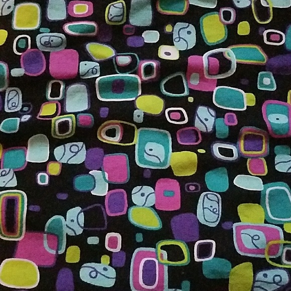 Scrub Top - Picture 3 of 3