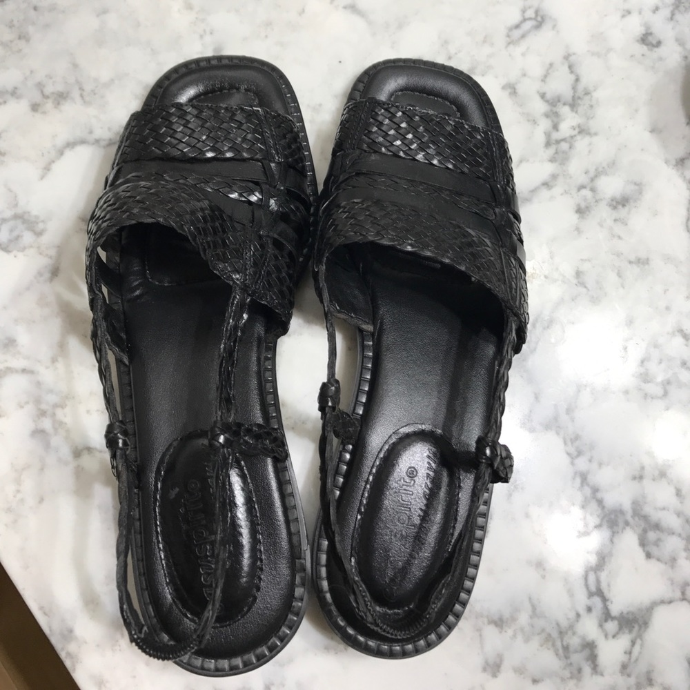 Easy Spirit Sandals
