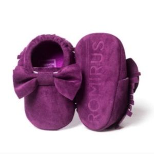 ✅SOLD✅Purple Baby Mocassin Crib Shoes 6-12 months