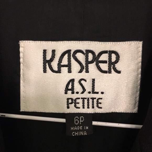 Kasper Petite Women's Black Blazer - Picture 6 of 6