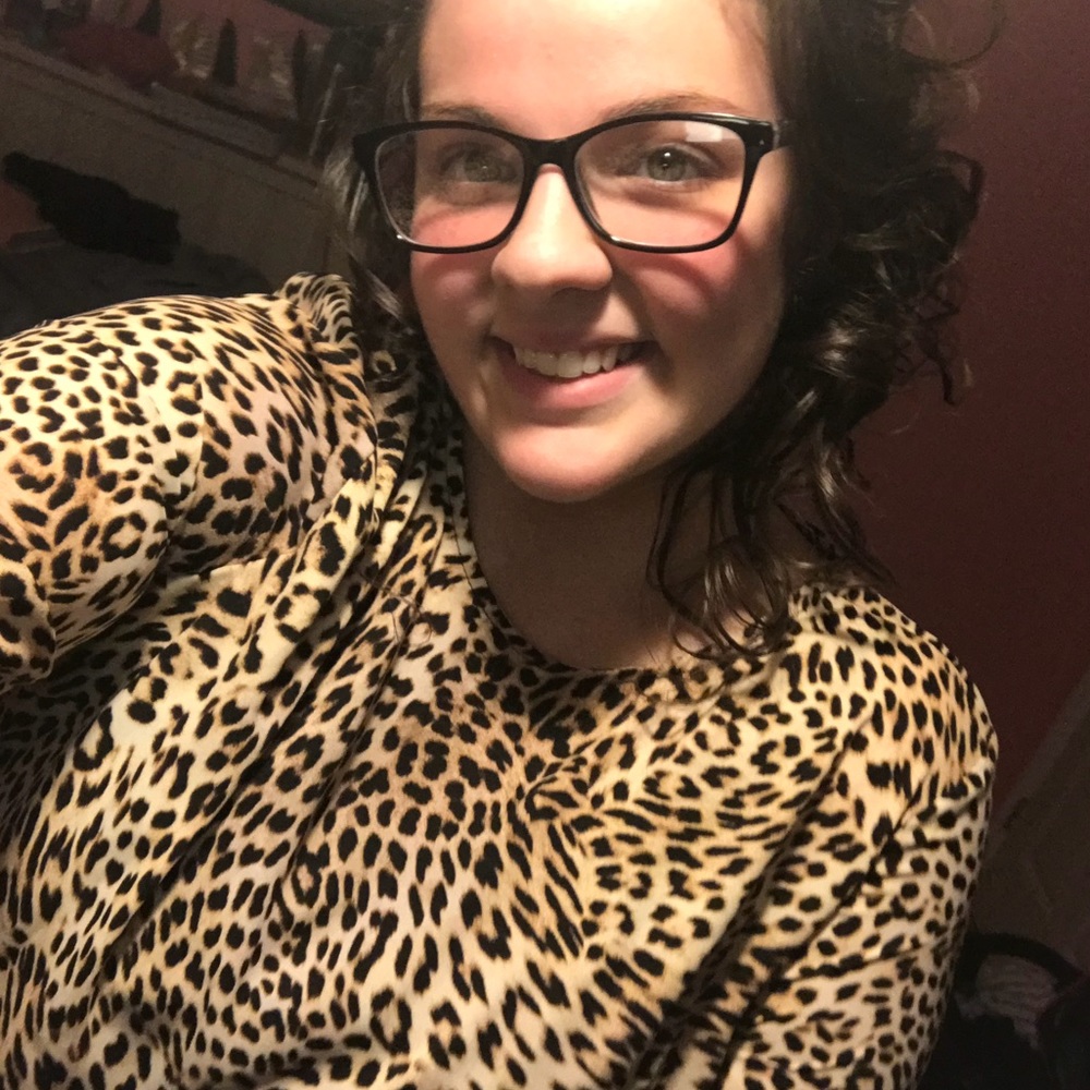 Hey there! 🎀 - Picture 3 of 6