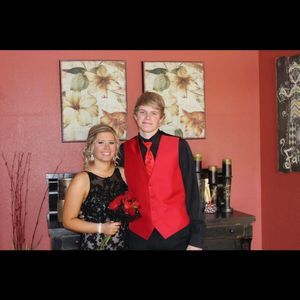 Meet your Posher, Ethan