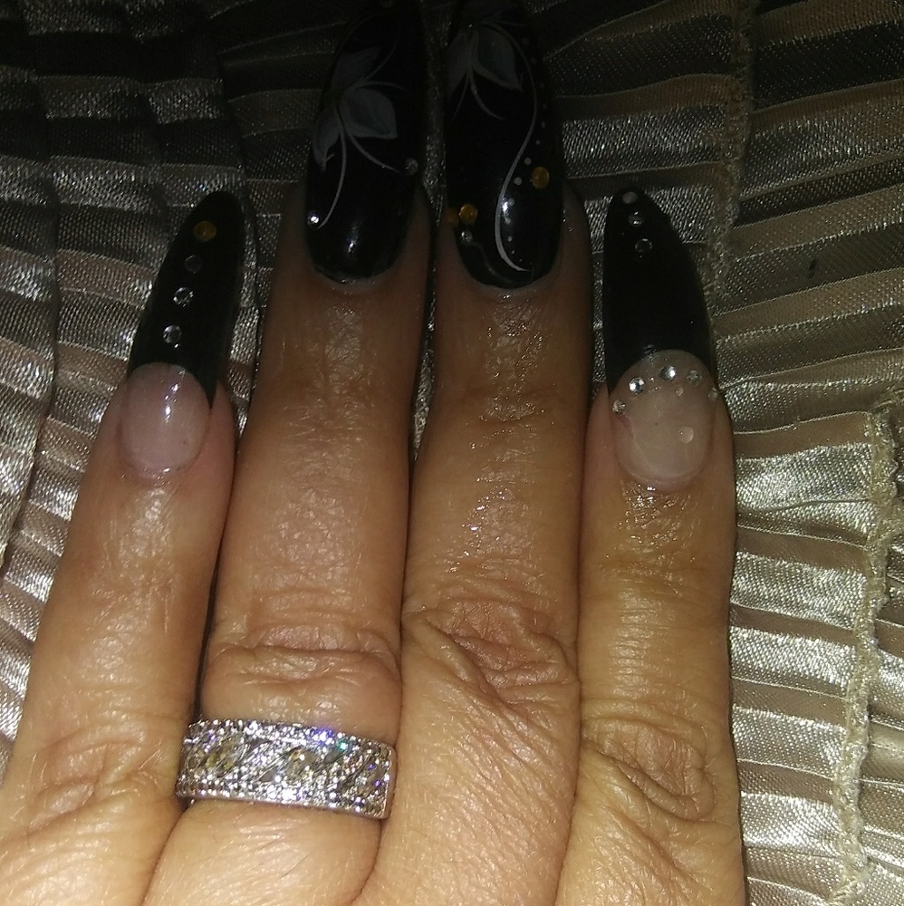 Sterling silver diamond simulant