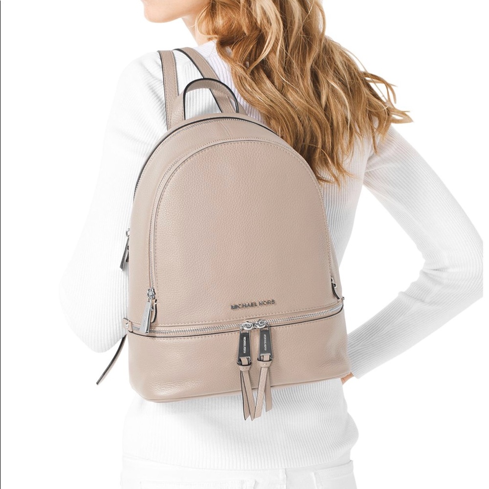 Michael Kors Rhea Large โ SOLD โ - Picture 6 of 7