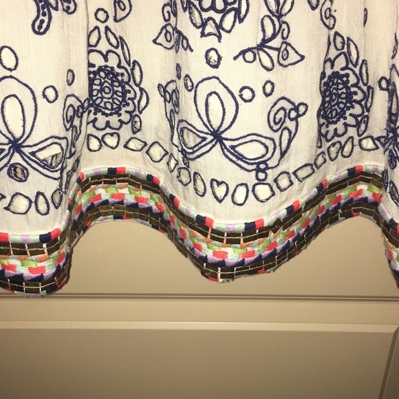 Alice and Olivia Embroidered Dress 4 - Picture 3 of 4