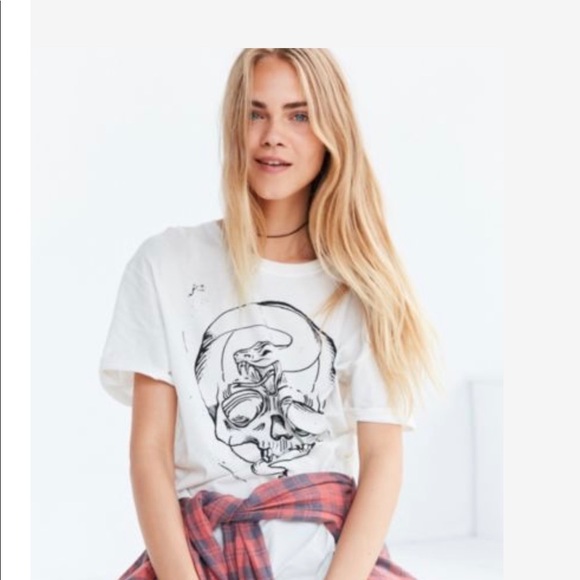 Urban Outfitters Tops - Truly madly deeply off white tee with embroidery