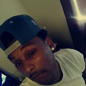 Meet your Posher, Deondre