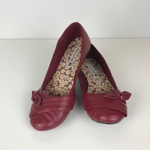 American Eagle dark red flats 8