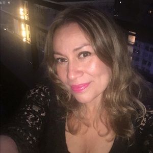 Meet your Posher, Lydia