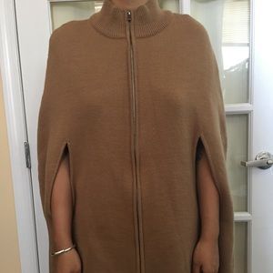 Knitted cape jacket