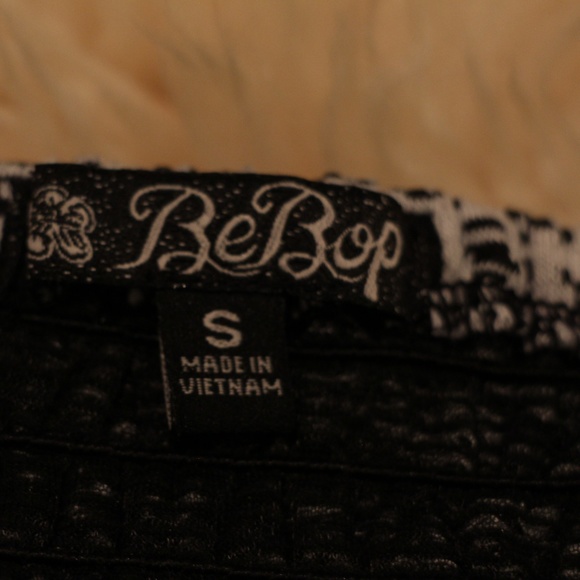 Black 🖤 White Skirt + Top set - Picture 5 of 6