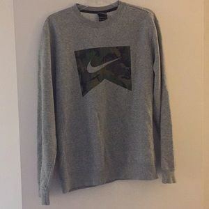 Grey Nike pullover