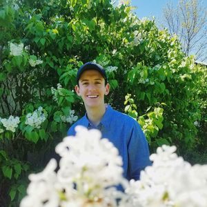 Meet your Posher, Max