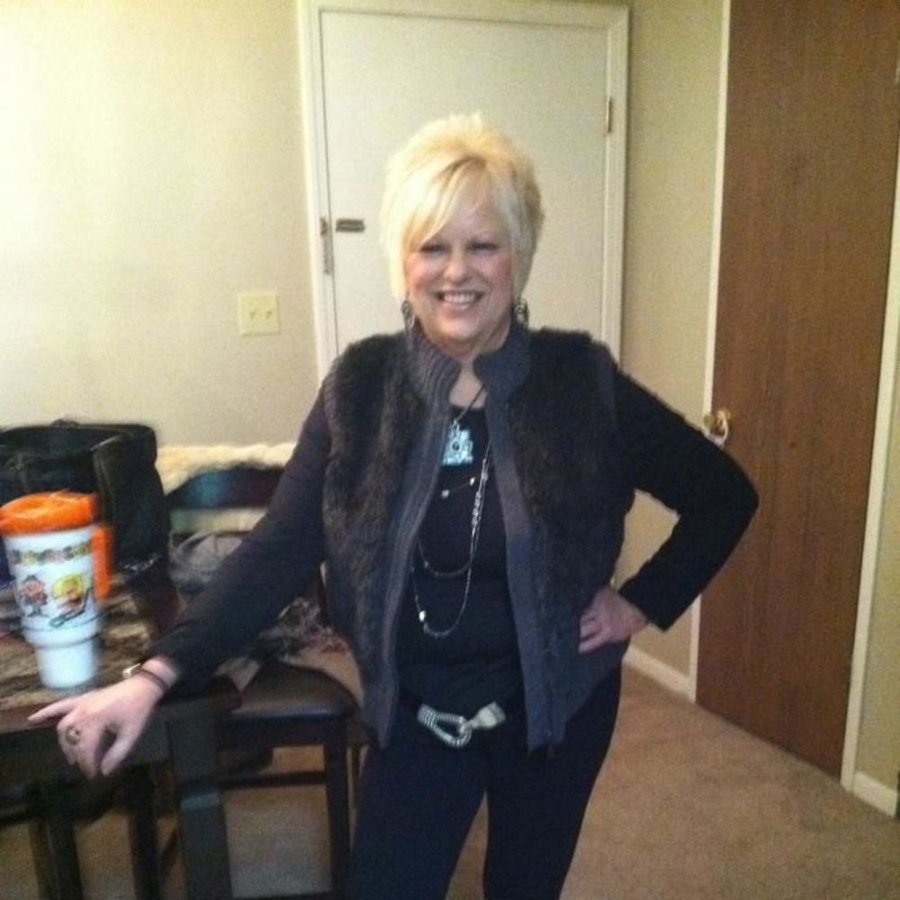 Meet your Posher, Deb