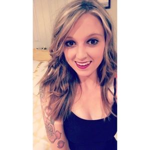 Meet your Posher, Deidre